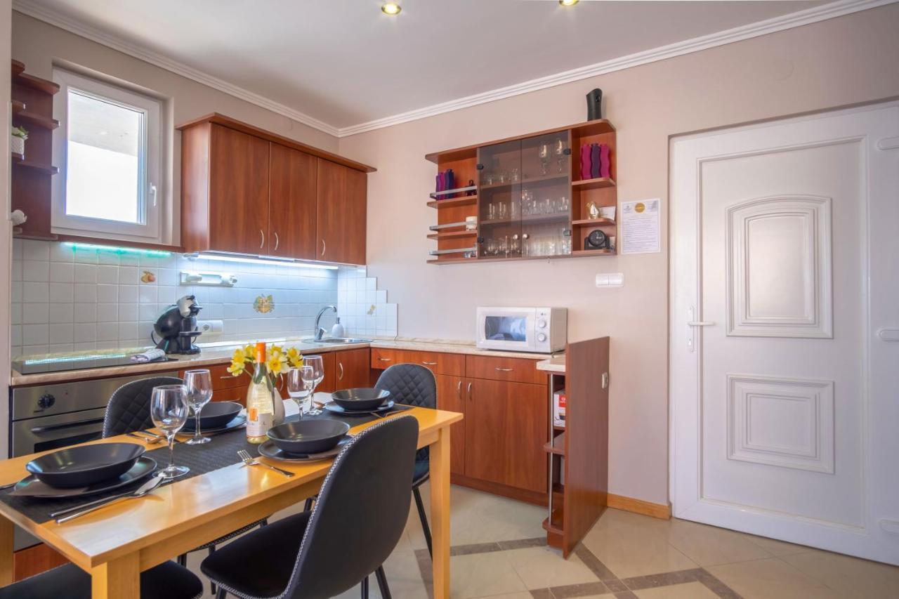 MF Belvedere Apartment Siófok Eksteriør bilde